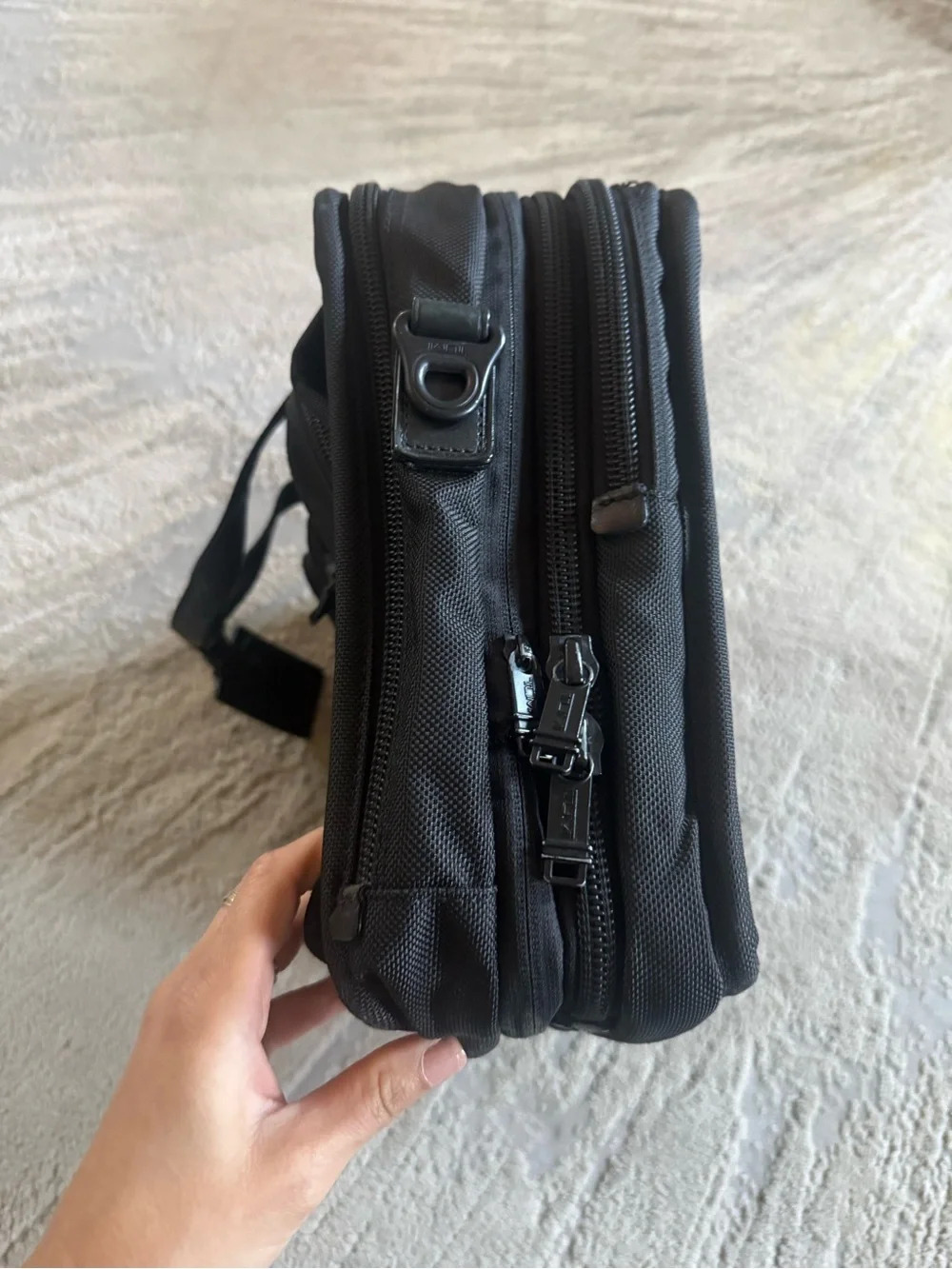 Tumi Alpha 2 T Pass Briefcase 26145DH Black Ballistic Nylon Bag Laptop Sleeve